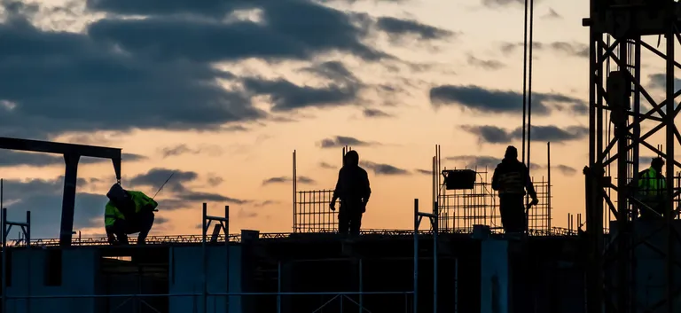 What are Toolbox Talks? Toolbox talks are informal, brief health and safety 'meetings' traditionally delivered to workers on a worksite at the s...