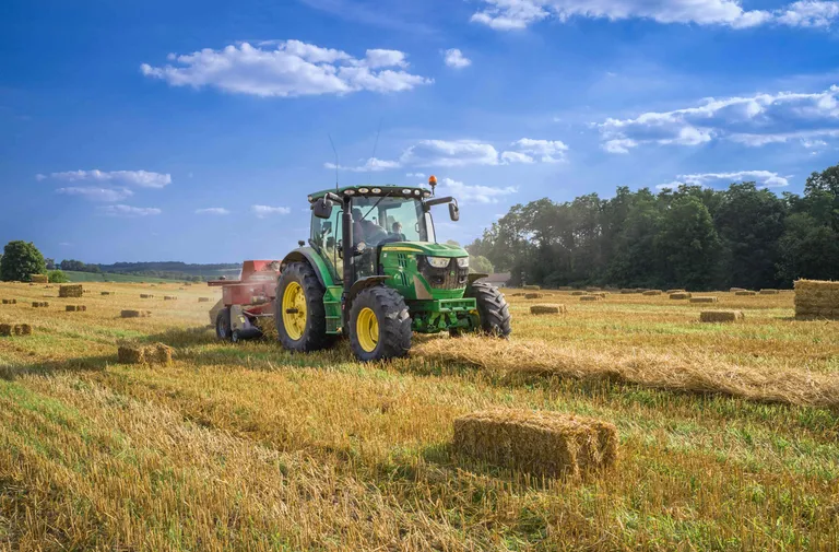 With large farming operations and increased numbers of contractors and workers, efficient processes need to be followed to in order to maximise efficiency and profitability for companies within agriculture.